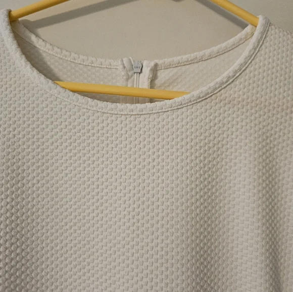 Women's white dress - Picture 4 of 8